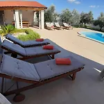 Zeus * Pula