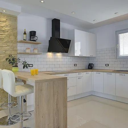 Zeus Holiday home *