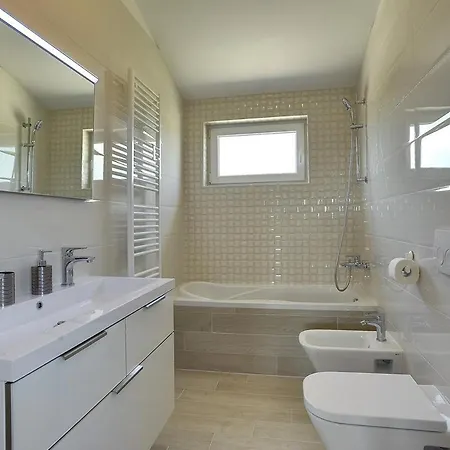Zeus Holiday home Pula